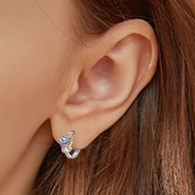 로디움 접착 된 유니콘 다채로운 에나멜 허지 귀걸이 십대용 패션 보석