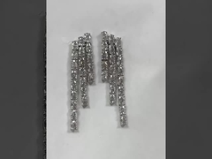 흰색 타원형 돌 테니스 목걸이