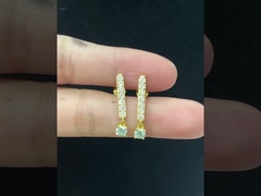 결코 훼손되지 않고 항상 빛납니다. 신뢰성 있는 강철과 은!